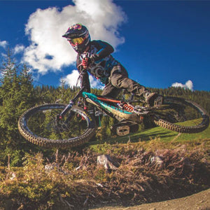 Austrian Top Rider Erich Wienland racing on TATZE Pedals!